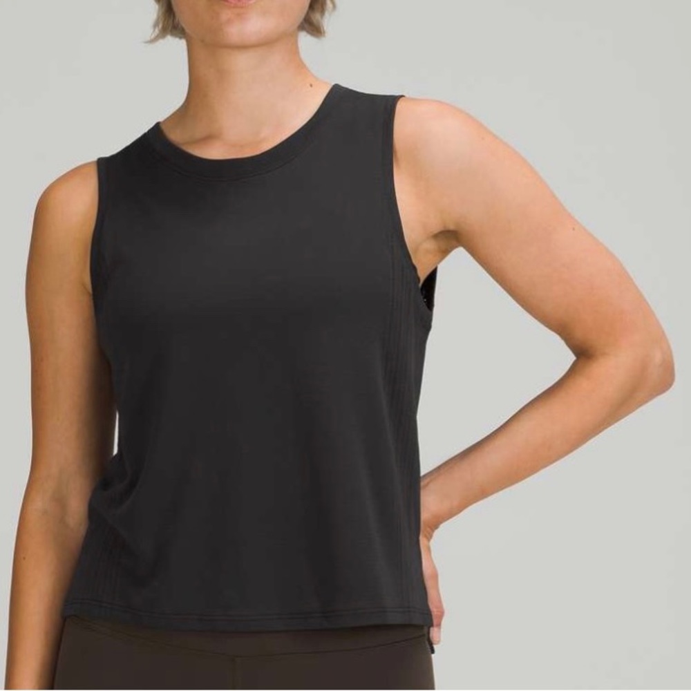Lululemon TRAIN TO BE Tank, Black